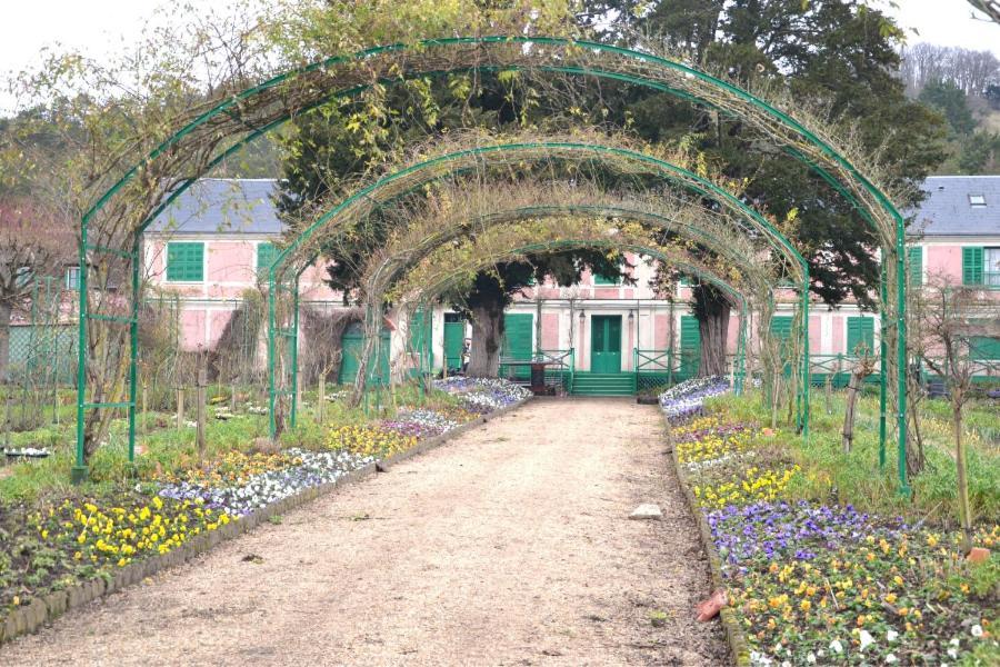 Charme Thoiry-Versailles-Giverny Arnouville-les-Mantes Екстериор снимка